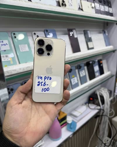 iPhone 14 Pro ( 256GB factory unlocked )