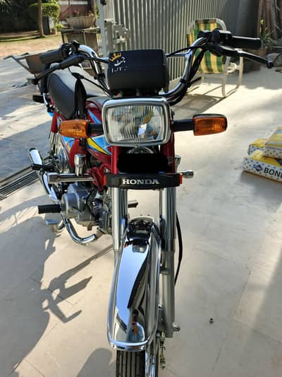 Honda CD70 2026