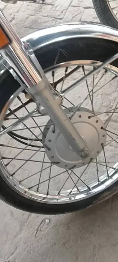 Honda 125 model 23/24