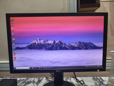 LG 24 inch lcd monitor