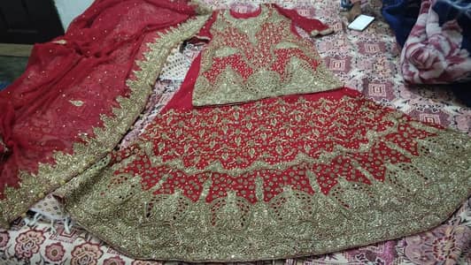 lahnga only one time use red colour nice looking