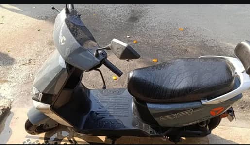 Rubin yadea electric  scooty