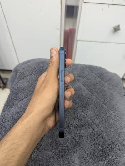 iphone 13 128 gb l jv with box under warranty