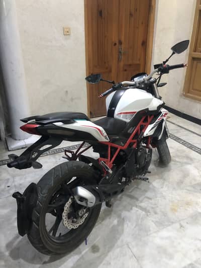 Benelli 150 efi bike 03365291790