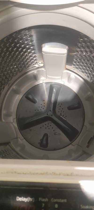 DWT 235TB W ES Dawlance automatic washing machine