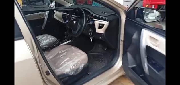 Toyota corolla GLI 2016 100% Original with New key 
