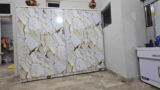 4 doors jumbo size wadrobe  brand new