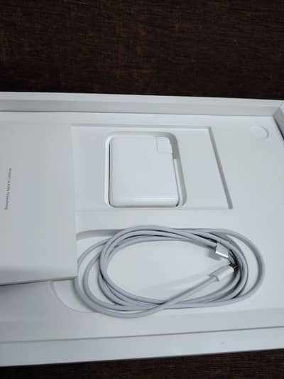 MacBook Air M-2 Chip 2022 Full Box