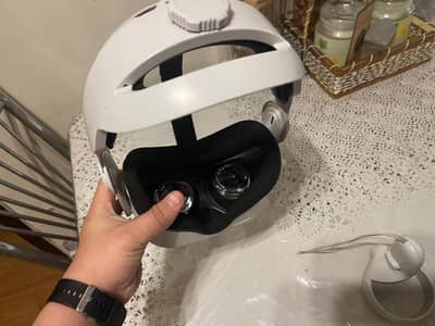 Meta quest 2 VR headset
