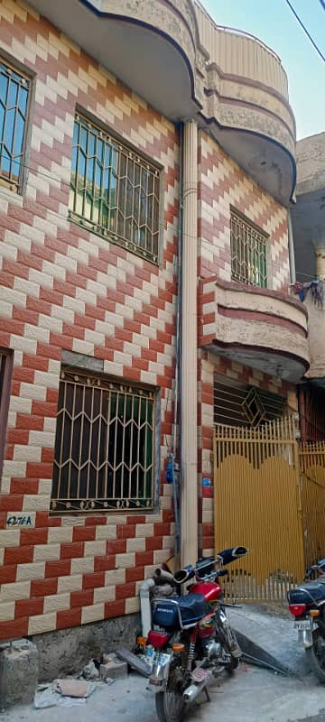 Beautiful Double Storey Road Near Prime Located Gas Elec Water