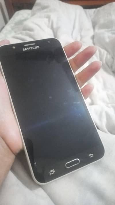 Galaxy J7 4GB/16GB official Pta Approved 10/10
