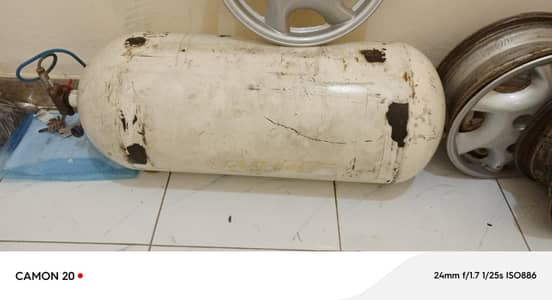 CNG Cylinder with Kit