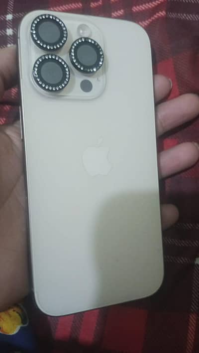 iPhone 16 pro new with box and lead