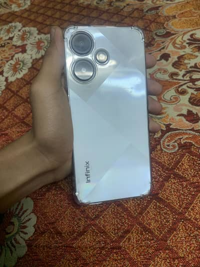Infinix Hot 30i