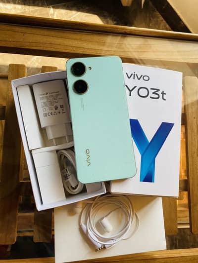 Vivo Y03T (4gb/64gb)urgent Sale. . 0:3:0:9:1:0:1:8:1:2:3