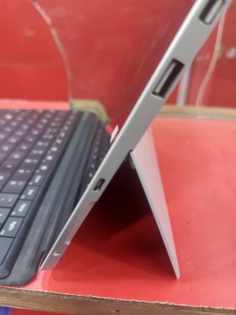 Microsoft surface 3 6