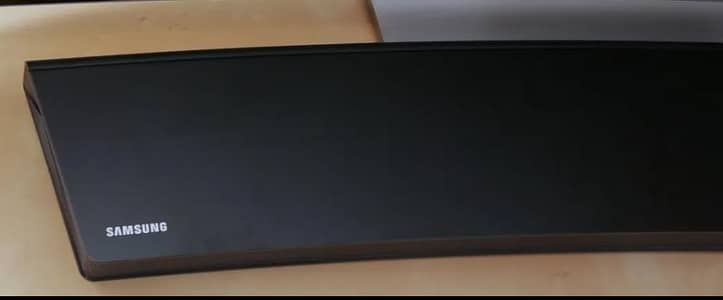 Samsung Soundbar 48" curved HW-J7500R