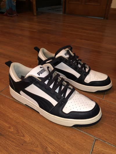 Original Puma sneakers