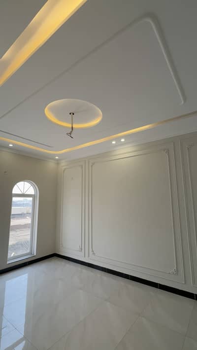 10 Marla Brand New Tiled Floor Single Storey House For Rent