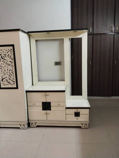 6 piece bed set urgent sale