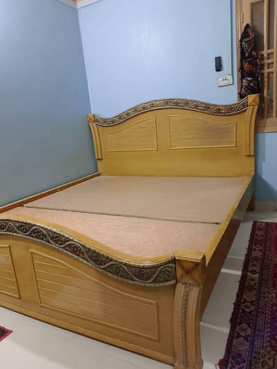 bed and dressing table