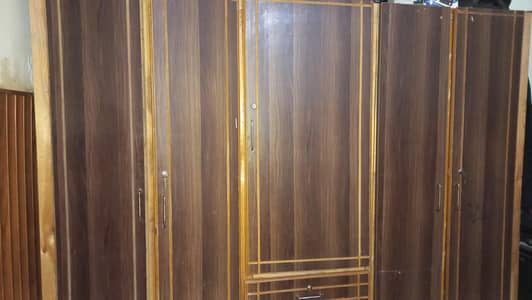 full wardrobe only serious buyers