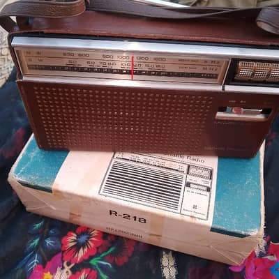 national Panasonic radio R218 zabardast working for sale