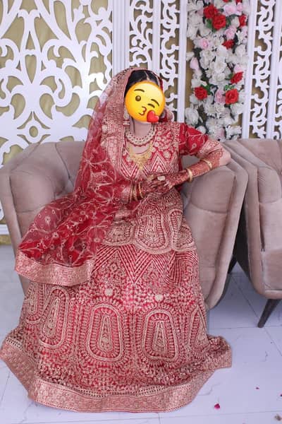 Stunning bridal lehenga with matching jewelllery.