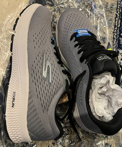 Skechers Go Run brand new original shoes