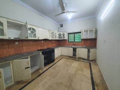 1 kanal upper portion Available for Rent in NPF 09 Block B Islamabad.