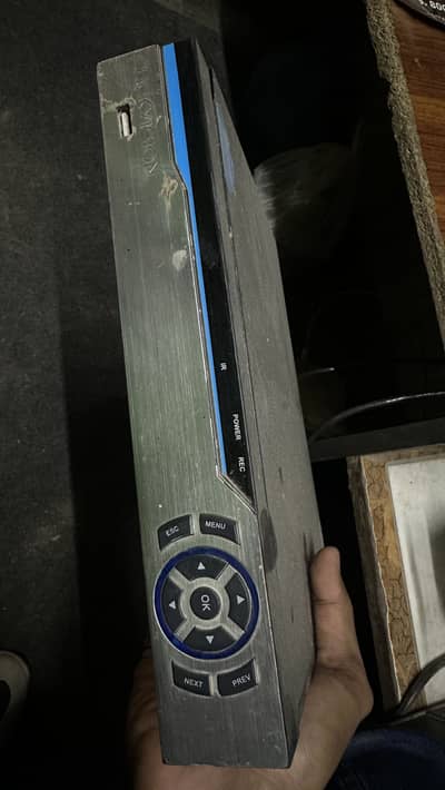 DVR click vision 8 channel port