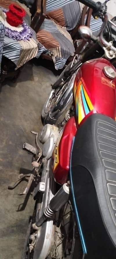 urgent sale  model 2000