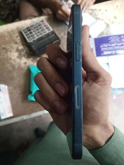 no pta iphone 13 128 gb /100 bettery health