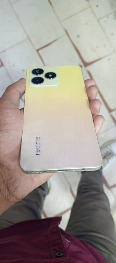 REALME c53
