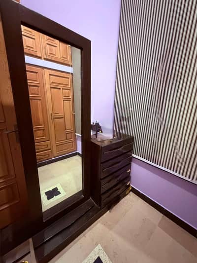 Full size high long dressing table