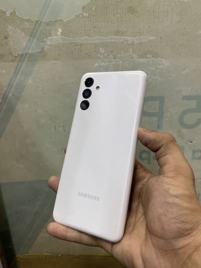 Samsung A04s with box