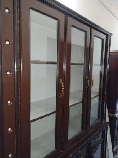 10/10 condition wood furniture set