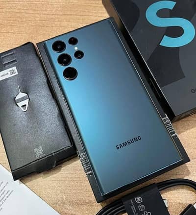 Samsung Galaxy S22 Ultra 12/512 Complete Box Urgent Sale Connect Wtp