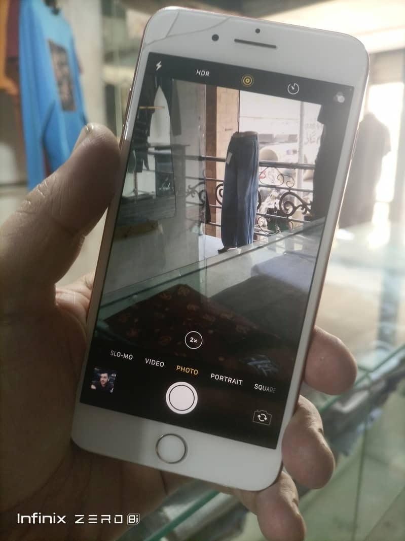 Apple iPhone 7 Plus 4