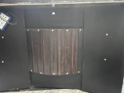 Office table, 10/9 condition