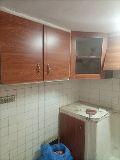 F-10/3 HOUSE SIZE 2040 DOUBLE STORY ONE UNIT FOR FAMILY RENT