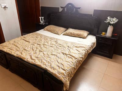 Double Bed with side tables