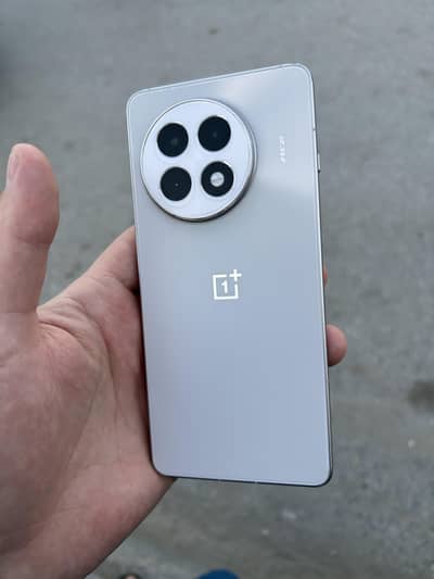 OnePlus 13r aca5/12 256 gb