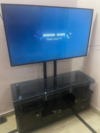 Samsung LED with Trolley