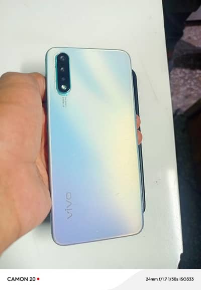 Vivo S1
