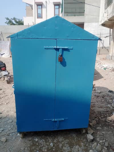 Heavy iron Cabin Brand new 5×4 foot