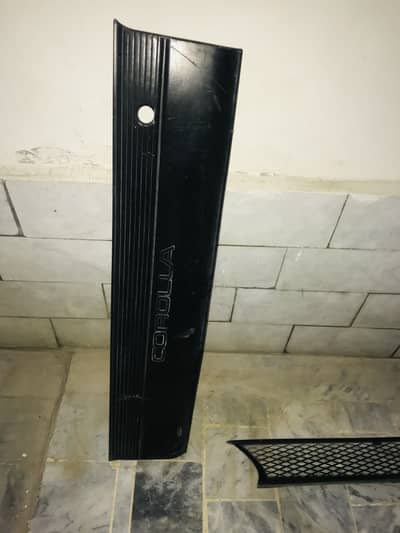 Front gril 86 corola