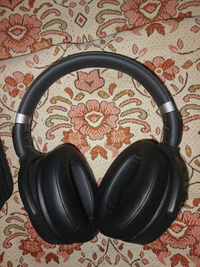 sennheiser 450bt headphones
