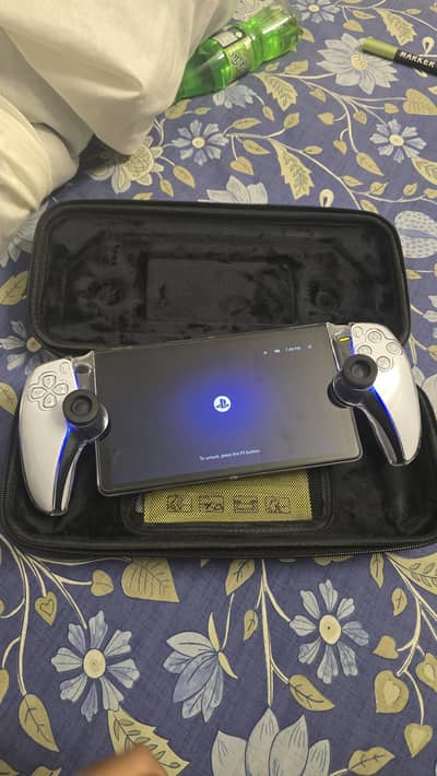 Playstation Portal - Almost new