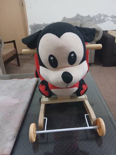 Rocking micky mouse